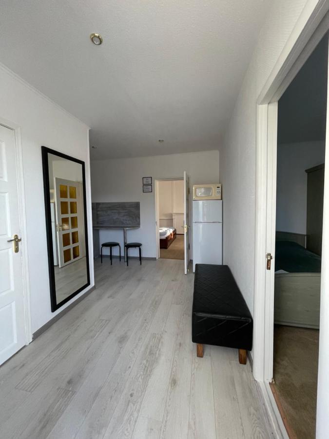 Apartments With Kitchen And Garden Kiev Extérieur photo